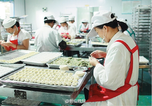 女大学生卖水饺产值超千万 被称水饺西施