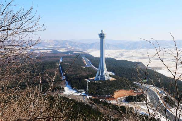 登延吉帽儿山鸟瞰延边州府年味