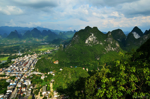 桂林老寨山,人民币上的风景