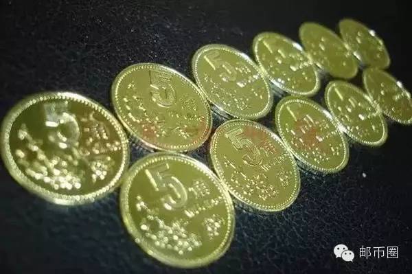 梅花5角硬币可卖10万价值不翡哪一年最值钱呢？