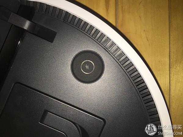 一只蠢萌扫地机器人的自白:你好,我是智小兔!