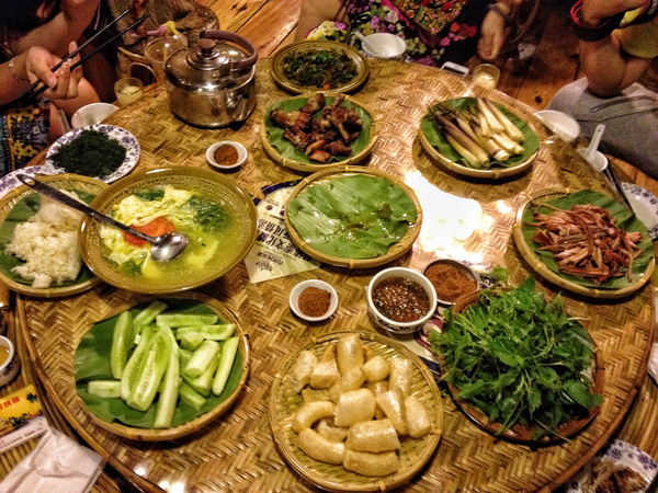 美食是西双版纳的一张名片,以傣味