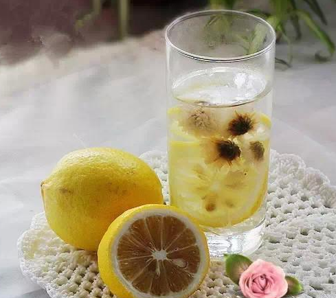 柠檬菊花茶—补水,降火