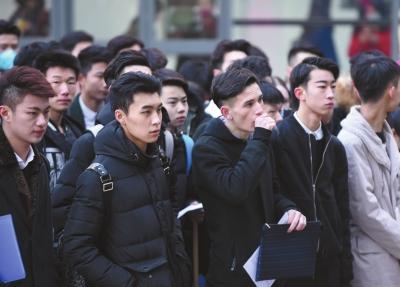 北京三所高校开启艺考大幕 文化课成绩比重提