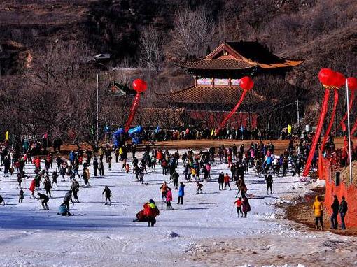 禹州大鸿寨滑雪场