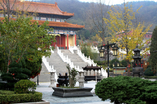 江北最大的佛教寺院:青岛灵珠山菩提寺