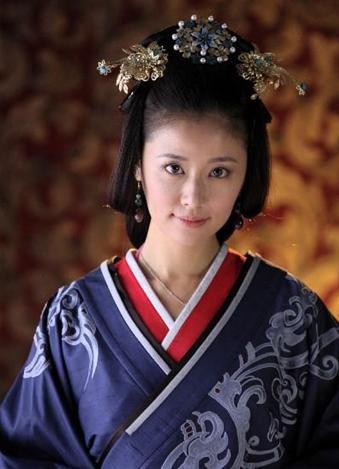 其凭借《美人心计》中的出色表现,一举斩获最受欢迎女演员奖