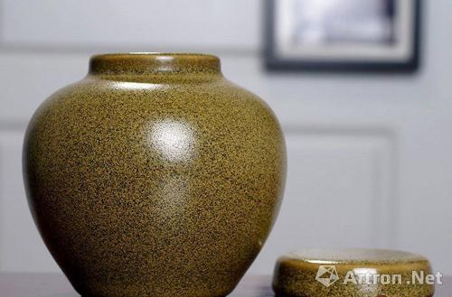 中国古美術 清時代茶葉末釉香炉 【大清乾龍年製】在銘 工芸品