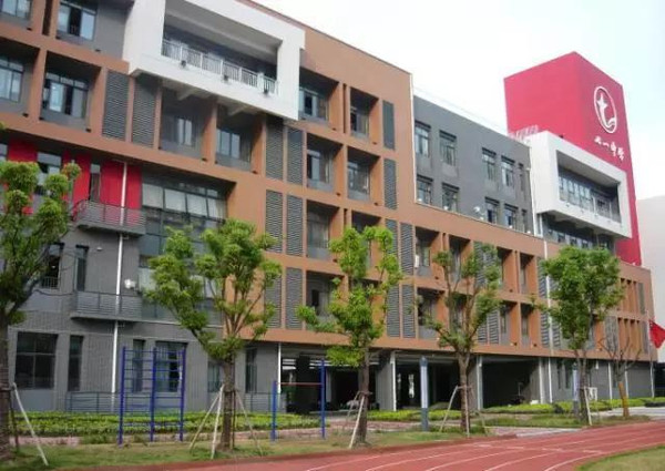 武汉各区高中排名终极汇总,从幼儿园到学校都有!的高中生体育里李解图片