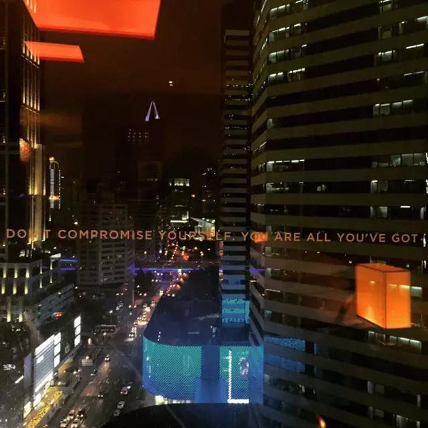 他们竟花10个亿只看城市最美窗景