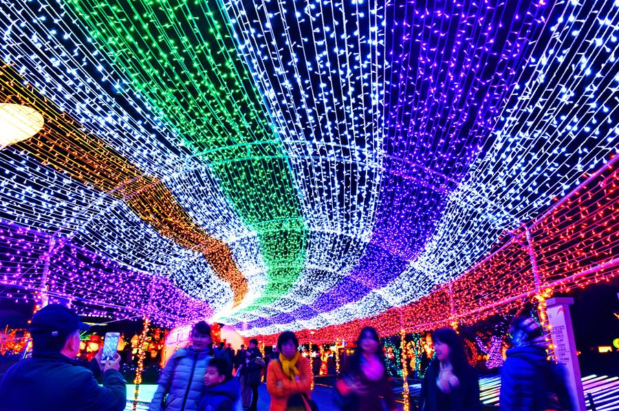 台北:万盏组图迎元宵(情趣)吗有买花灯药店精油图片