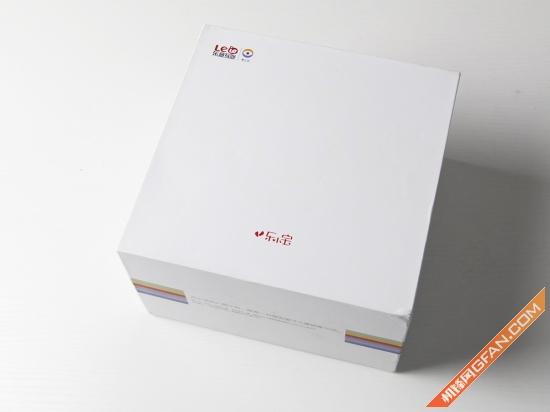 对于小孩来说,能够愉快的玩耍就很满足了,除了游戏玩具外,生动的故事自然也是小孩的最爱。不过目前市面上的视频大多都是针对成人,内容方面自然也不适合小孩子观看。那么市面上有专门为儿童准备的产品吗?当然有,近日乐视推出了乐小宝动画屋1S。该产品主打的便是儿童娱乐这个点,今天我们就来看看这款产品到底有什么神器之处。