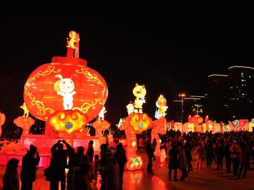 青岛即墨灯展人山人海,元宵节将是最后一夜
