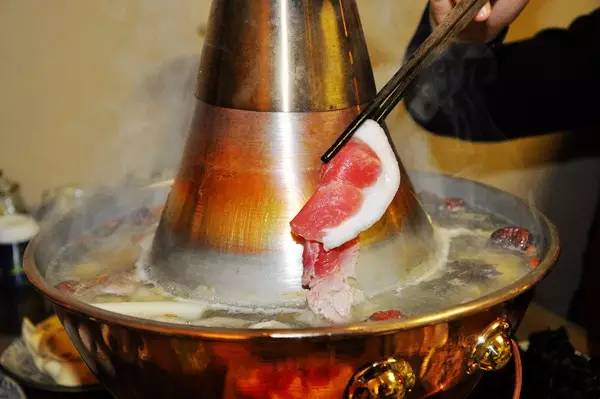 北京人在银川就靠这家铜锅涮羊肉私房餐厅活下