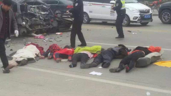河南信阳工业城发生一起交通事故
