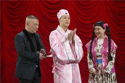 近日,小沈阳的妻子沈春阳连续澳门二十一点官网两篇微博,表示“五期《欢乐喜剧人》已成功录制完毕,接下来由于小沈阳档期的原因,参加不了以后的七期录制了”,间接宣布小沈阳退出《欢乐喜剧人》。消息一出,不少网友表示不解,毕竟小沈阳在参赛初期就曾表达过“想在《喜剧人》找回当年自己曾经在喜剧舞台上的状态”。但比赛还未过半,就要退出竞演,让众人对其退赛的真正原因猜测不已。