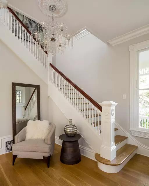 精妙绝伦的楼梯间设计,看完就想给家里整一个!