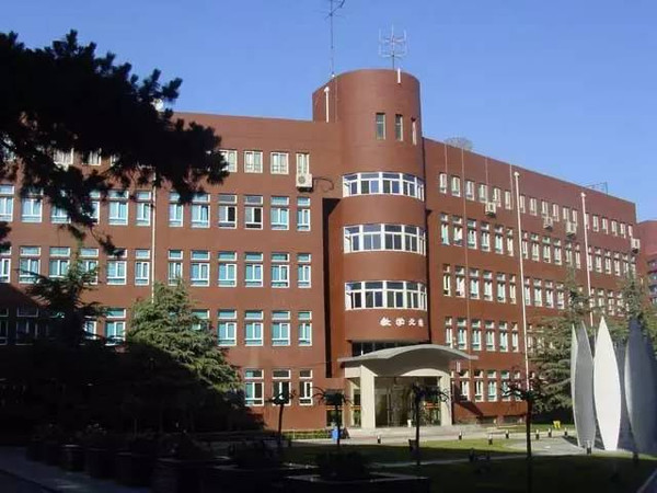 天津私立中学排名_天津南开实验学校初中_和平区私立中学介绍