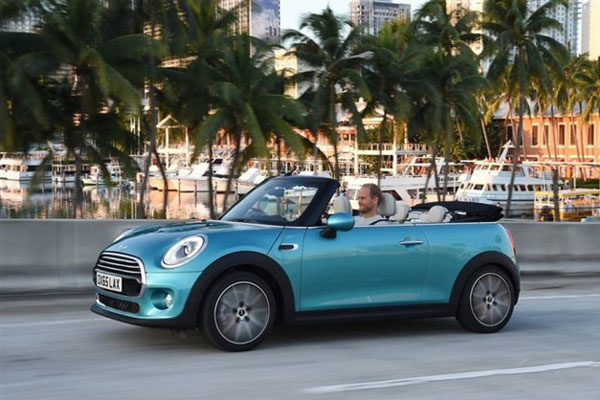 拥有英国绅士风度的mini cabrio