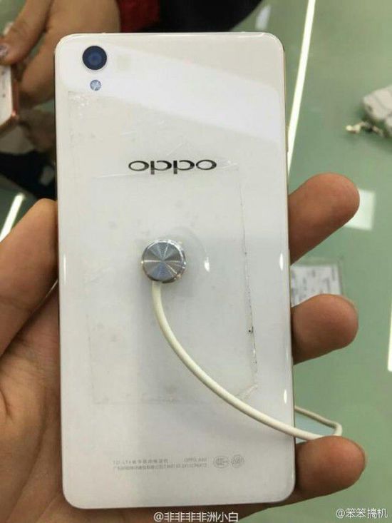 售价305美元 oppo a30智能手机亮相官网