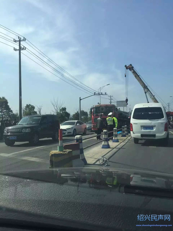 绍兴福全赵家畈十字路口特大交通事故
