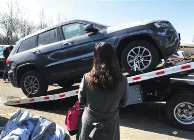 克莱斯勒：天津爆炸受损车辆不应再卖 需全部销毁