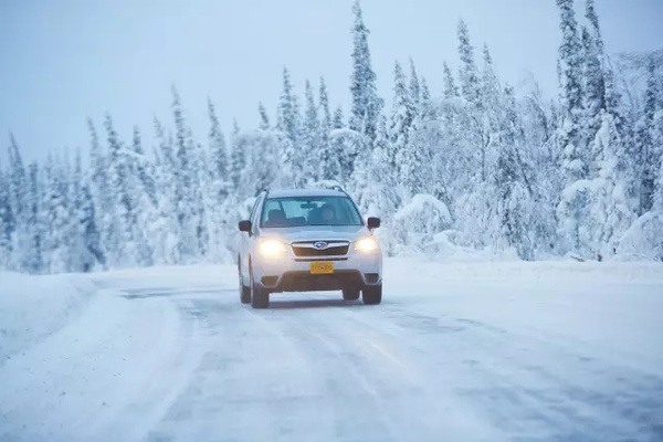 北极7日记 最危险的季节闯入最危险的公路