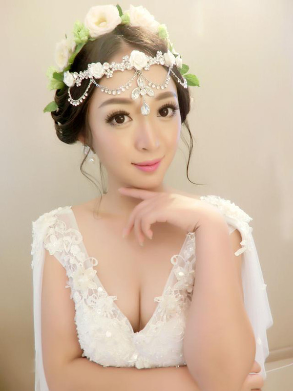 拍婚纱的妆容_婚纱妆容