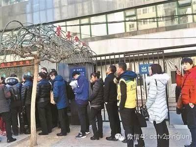 义乌外人人口密集处_...兵团某部民兵在人口密集处武装巡逻(2)