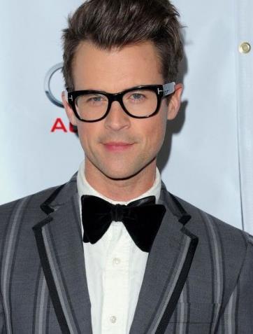 完美主义的brad goreski是一位不折不扣的"领结控,衣着方面一向一丝