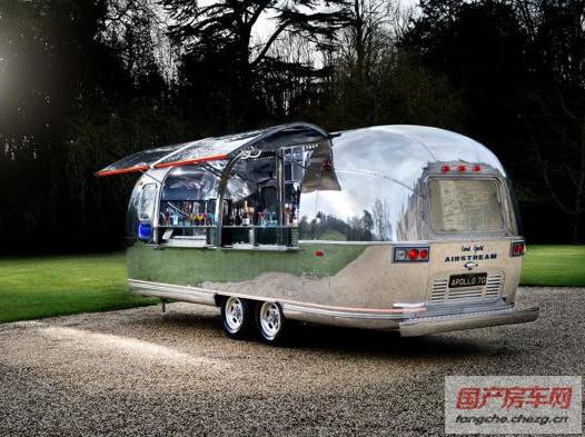 移动的五星级酒吧 史上最美的房车airstream