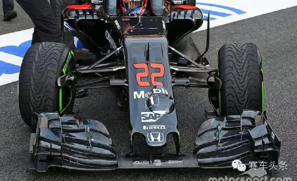 F1迈凯轮悬挂大变;雪铁龙WTCC杀马特新涂装
