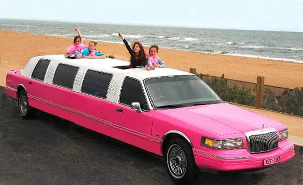 少女情怀 女司机最爱的粉色车