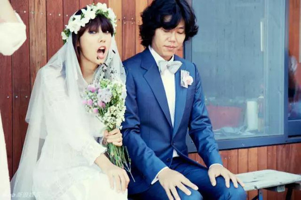 情侣衫婚纱照_情侣衫(3)