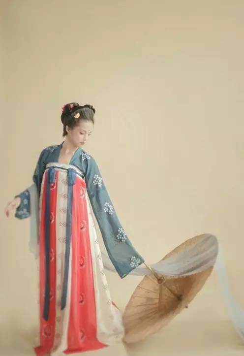 汉服仙气来自齐胸襦裙