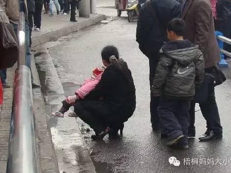 把屎把尿,真的能给大人行方便吗?