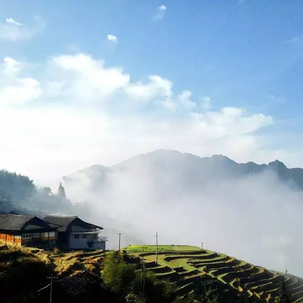 白面瑶寨.