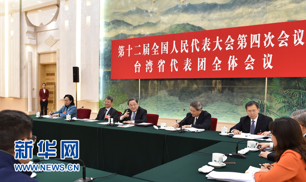 3月7日，中共中央政治局常委、全国政协主席俞正声参加十二届全国人大四次会议台湾代表团的审议。 新华社记者高洁摄