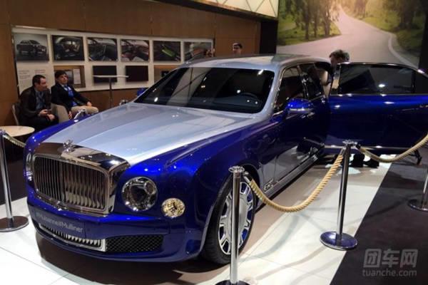 突显贵气豪华加长版宾利慕尚grand limousine