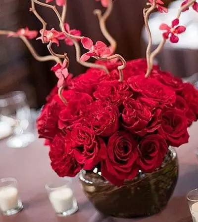 盘点2016年最流行婚礼桌花,让你的婚礼浪漫感