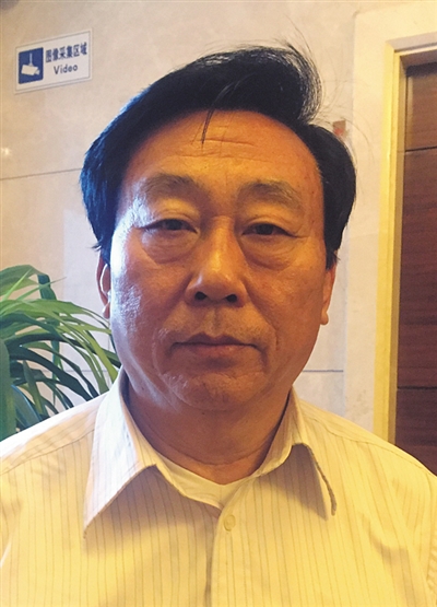 曹宝华