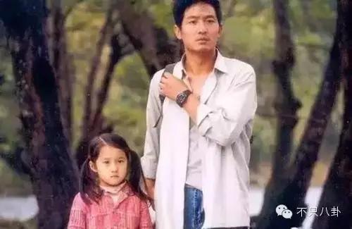 闫妮离婚49岁闫妮近况离婚16年三任男友均难满意唯有