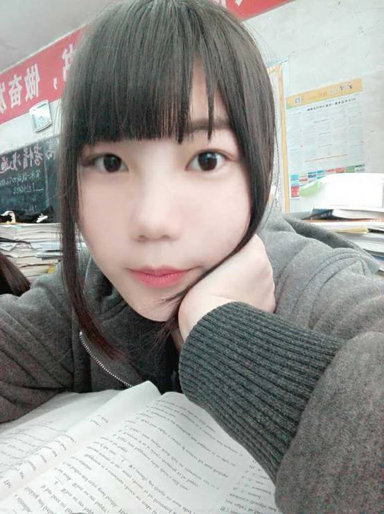 荆州18岁女高中生写信校长做网红:跟陈翔一起公益-搜狐