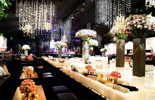 美国15岁女孩奢华生日宴耗资600万美元