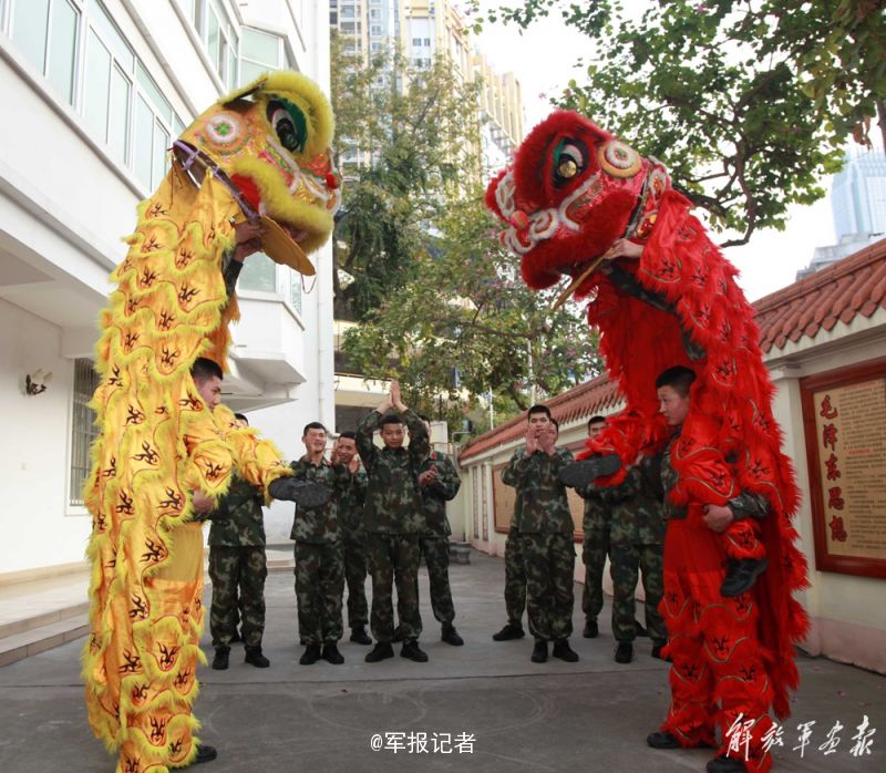 广西武警学习民族文化多才多艺(组图),武警广西