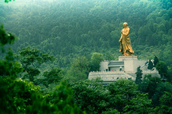 骆姓的人口_阳新渡口骆氏三支龙舟下水 八方来贺 举族欢腾 真龙入水 福泽绵长(2)