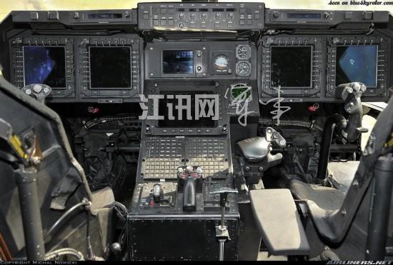 yak-38战斗机伊尔76运输机座舱早期战斗机座舱充满密密麻麻的仪表中国