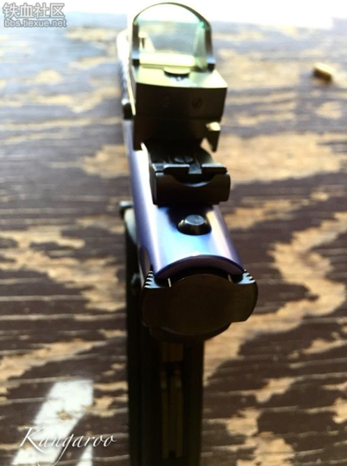 枪械库:适合女友的.22情趣用品Ruger22/45Tac会生气给不会女士情趣内衣买图片