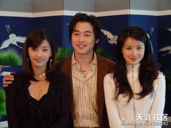 《北京我的爱》和韩彩英双女主,看了一下剧照真是土爆了啊!