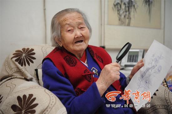 老奶奶80岁开始学画?100岁时竟练成了大触(组图)